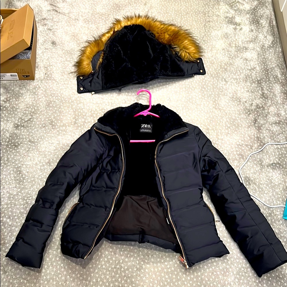 Zara Black Puffer Jacket with Faux Fur Hood